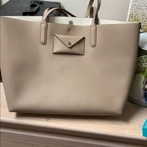 Mark jacobs tote